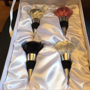 Neiman Marcus set Faceted Crystal Wine Bottle Stoppers